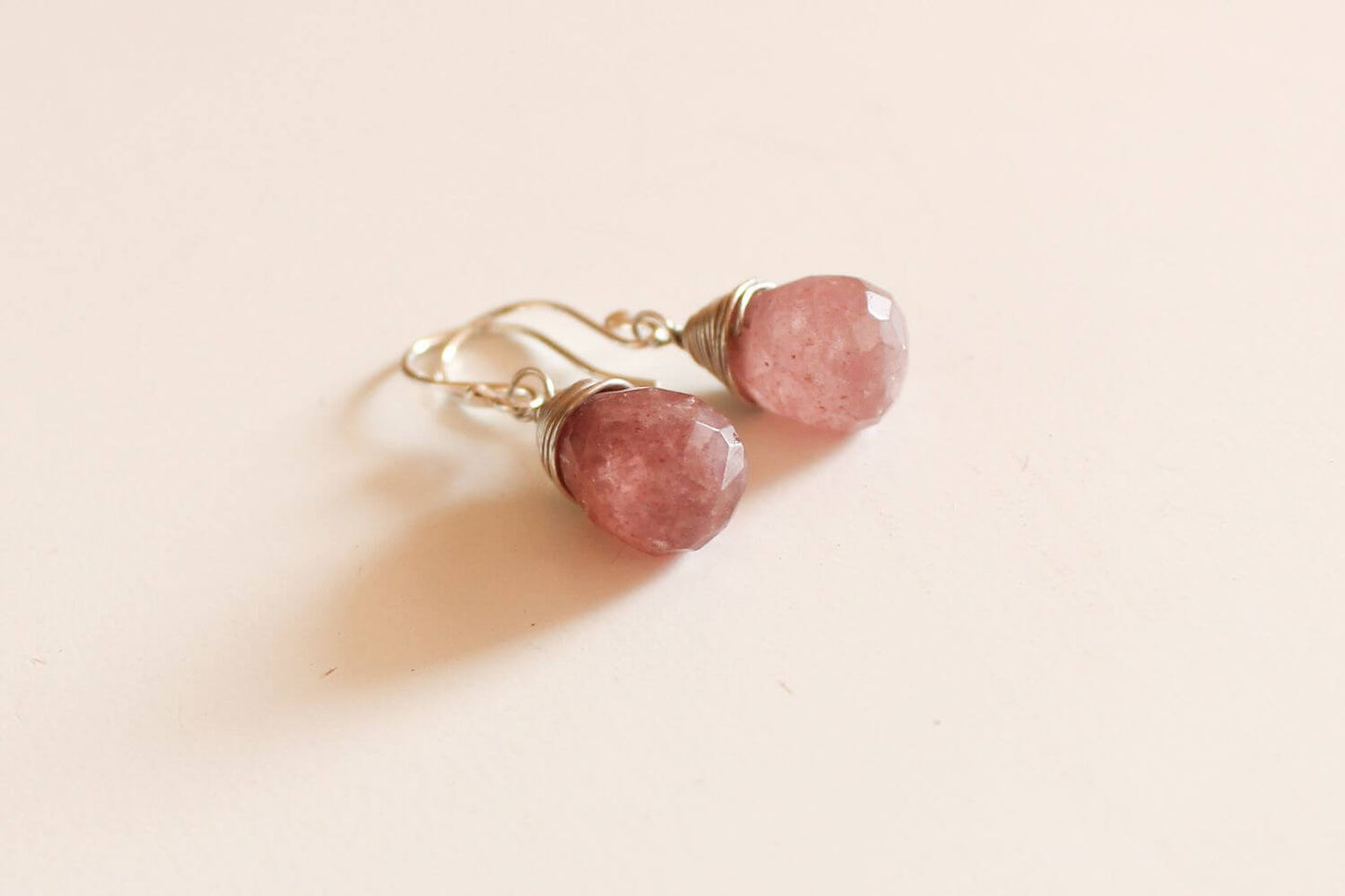 Aros gotas de Cuarzo Cherry